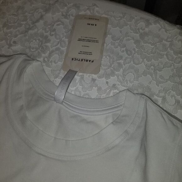 NWT Fabletics Micah Muscle Tank Athleisure Lounging Tank Top large - Picture 5 of 7